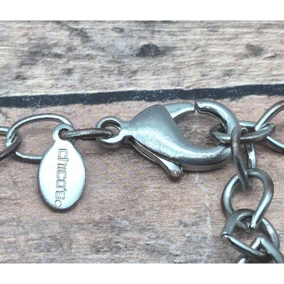 Chico's Hammered Link Textured Circle Pendant Necklace 20" Statement Piece - Picture 8 of 9